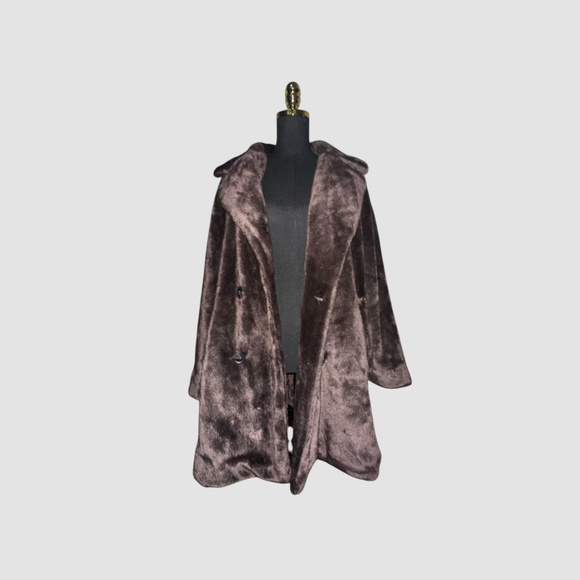 Faux Fur Coat - Picture 1 of 4